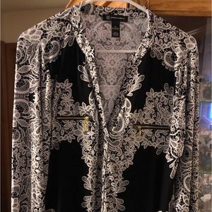 Extra large ladies blouse